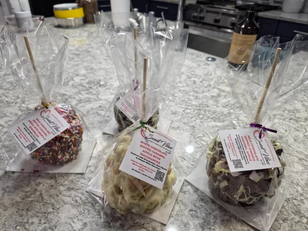 Chocolate Dipped Caramel Apples - Image 3