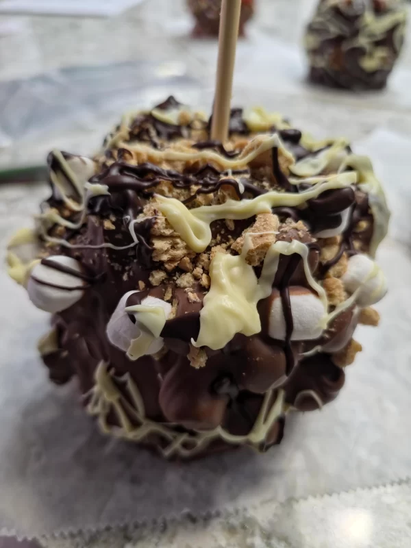 Chocolate Dipped Caramel Apples - Image 5